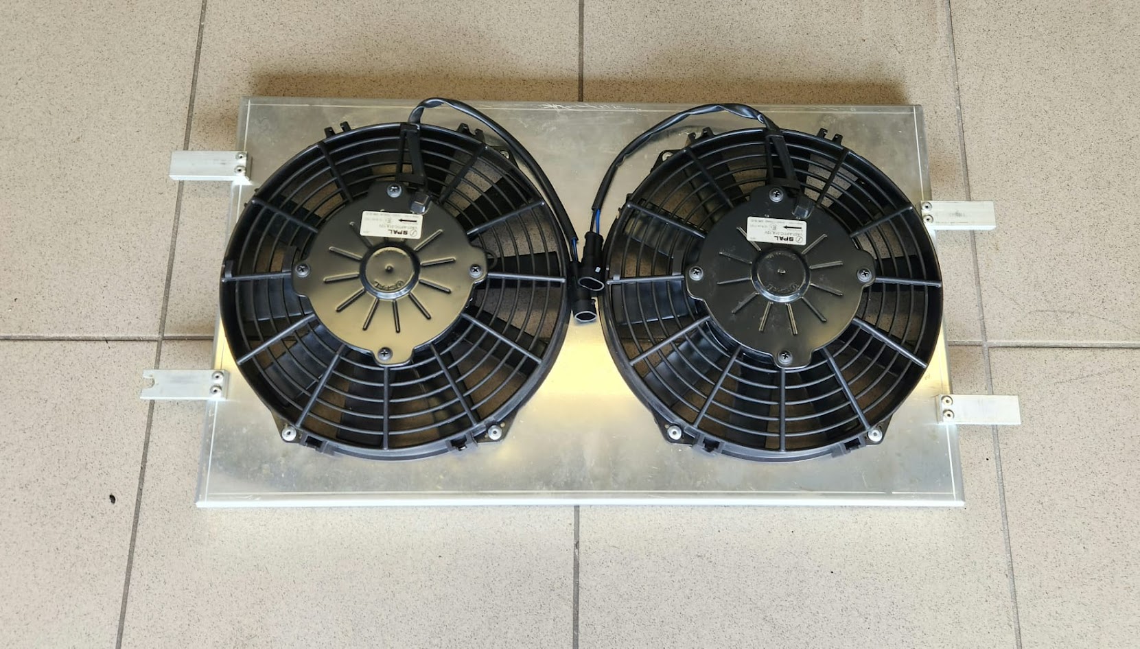 Doppel-Kühl-Zarge & SPAL-Lüfter